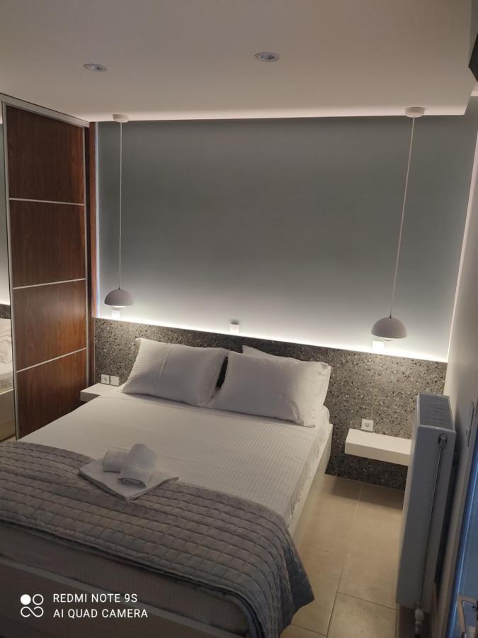 Blue Rose Luxury And Comfort Apartment At The Centre Of Preveza Exterior photo